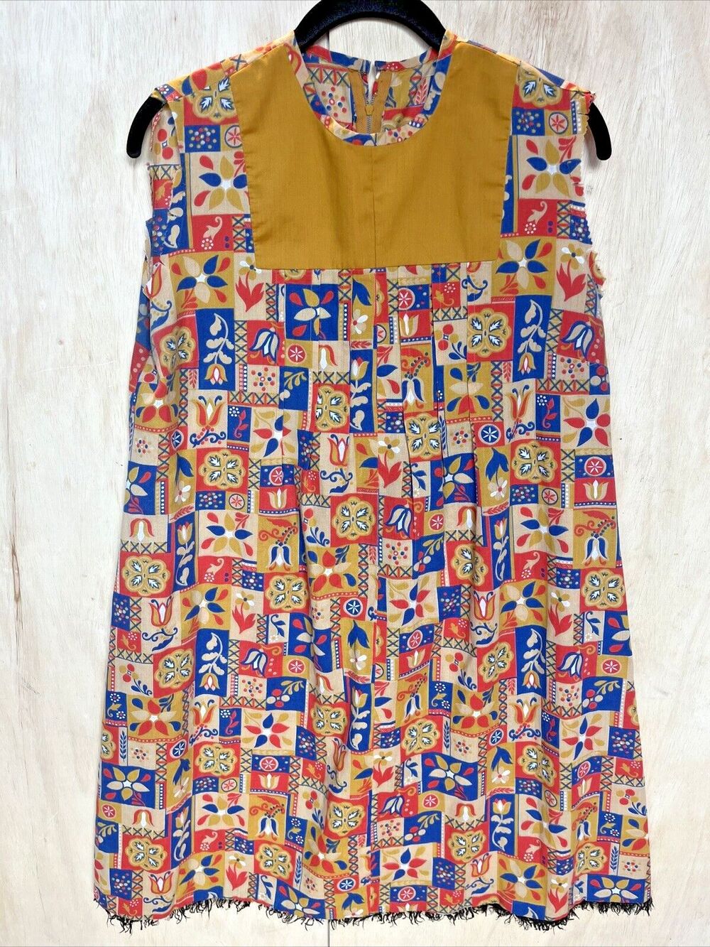 Vintage Dress 70s Retro Mod Shift Size Large Yellow Country Fashion Apron